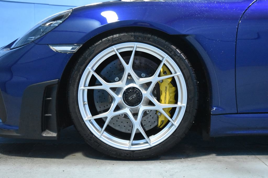 Used 2024 Porsche 718 Cayman GT4 RS image 25