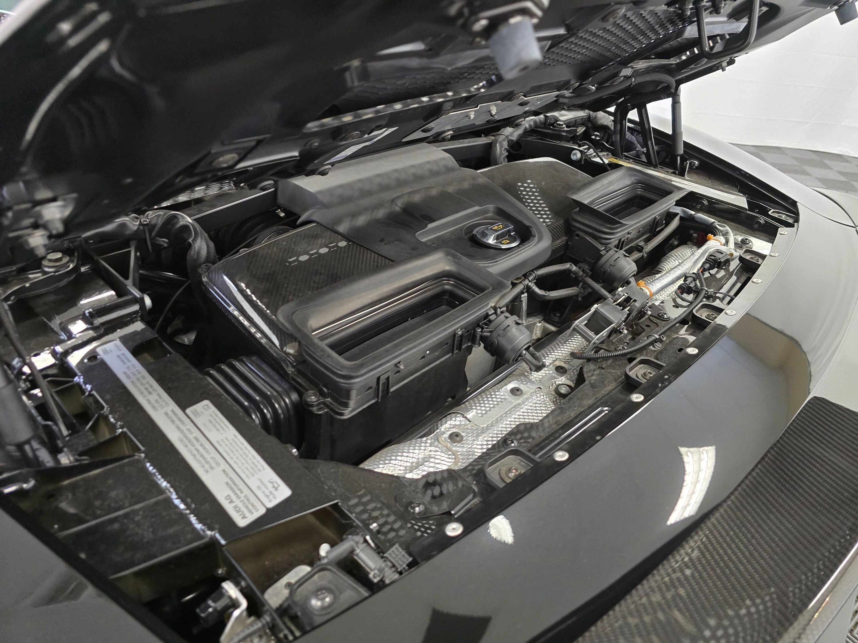 Used 2020 Audi R8 V10 performance image 19