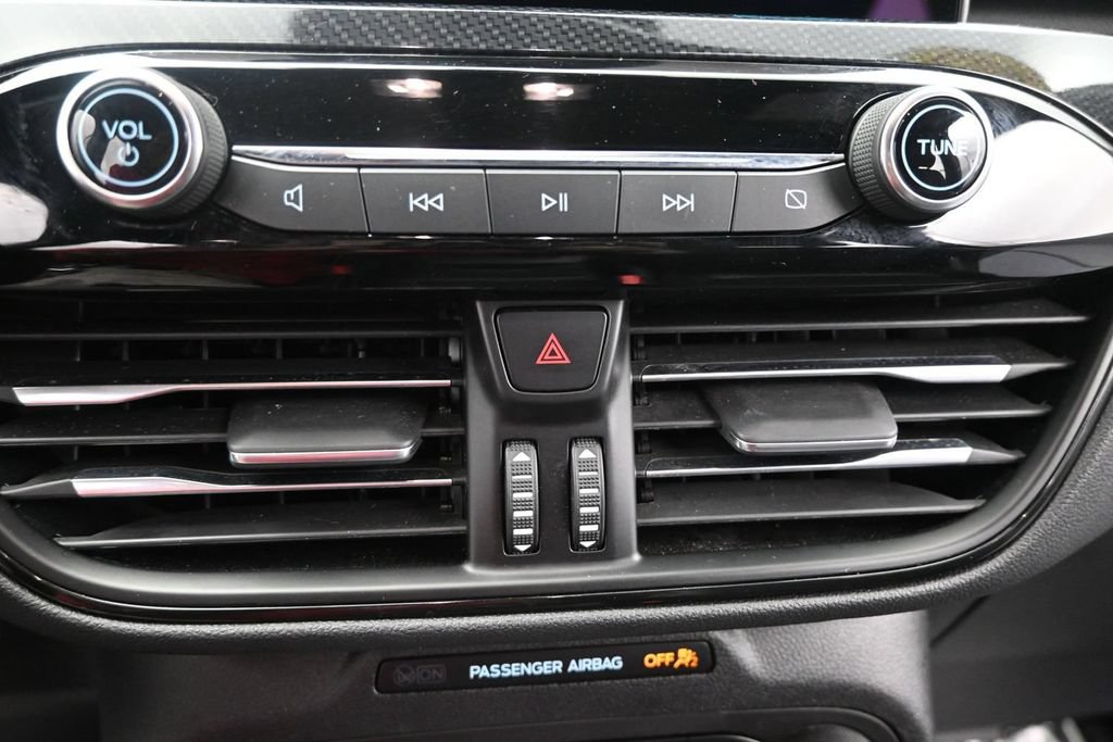 Used 2025 Ford Escape ST-Line FWD image 32