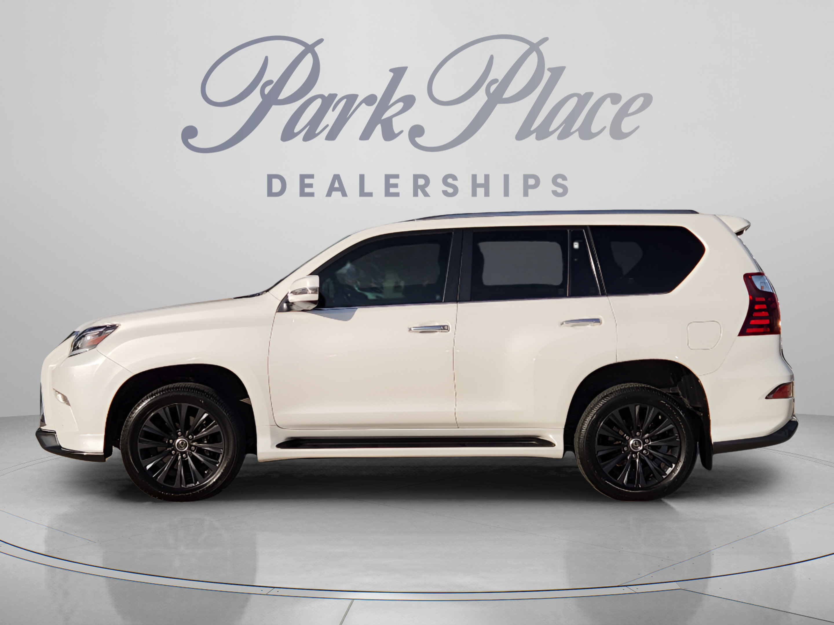 Certified 2022 Lexus GX 460 Premium w/ Accessory Package AWD/4WD image 2
