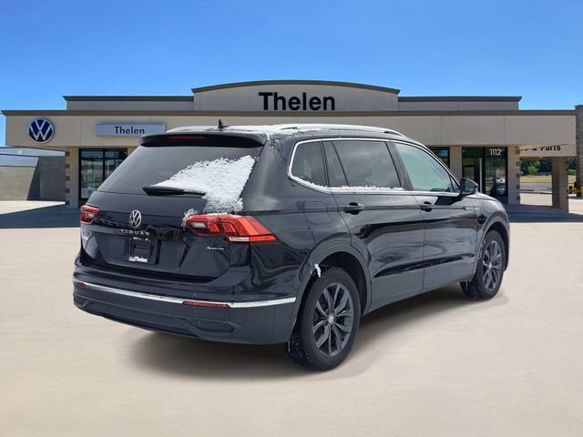 Used 2022 Volkswagen Tiguan SE image 4