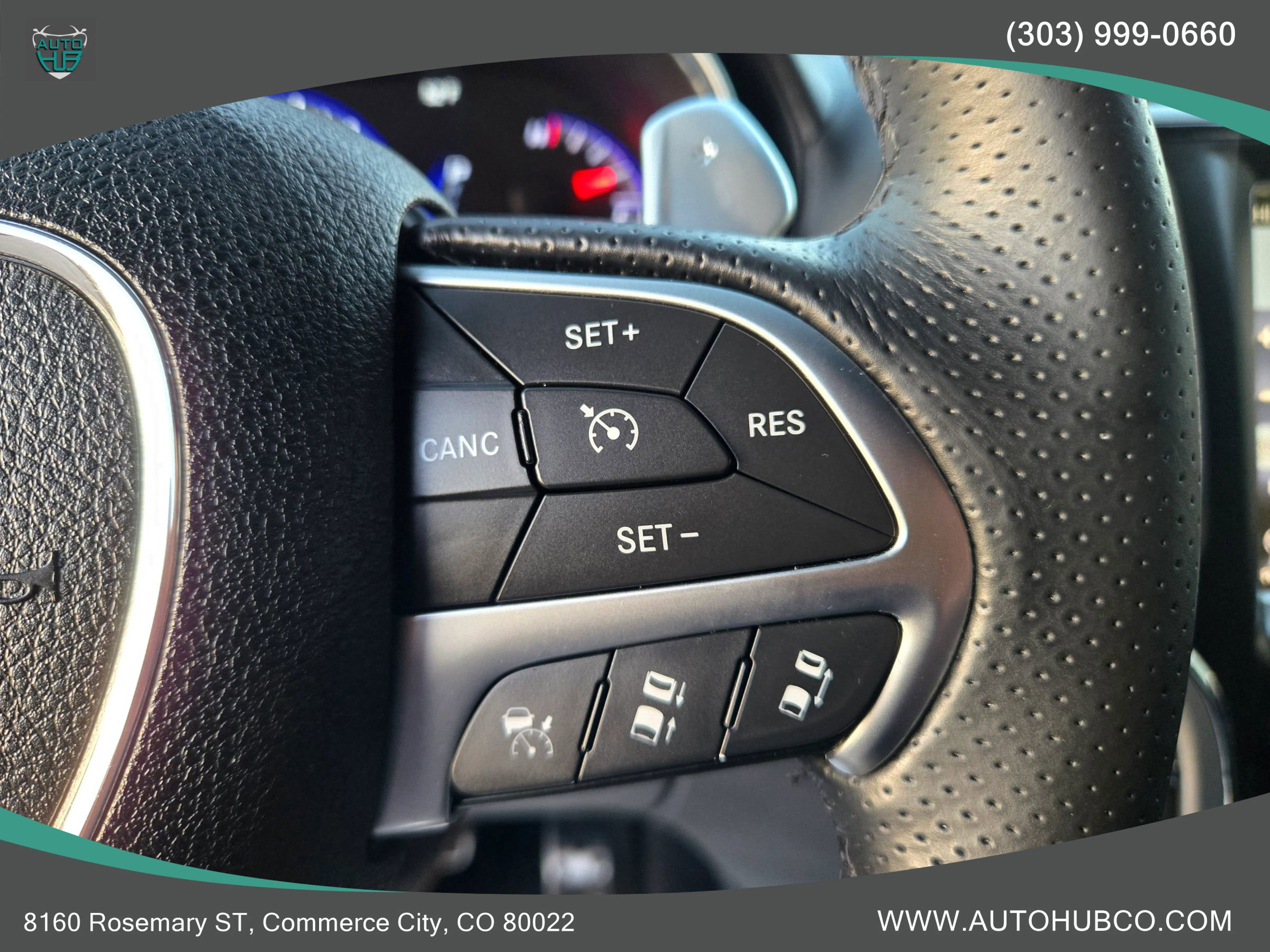 Used 2014 Jeep Grand Cherokee SRT image 21