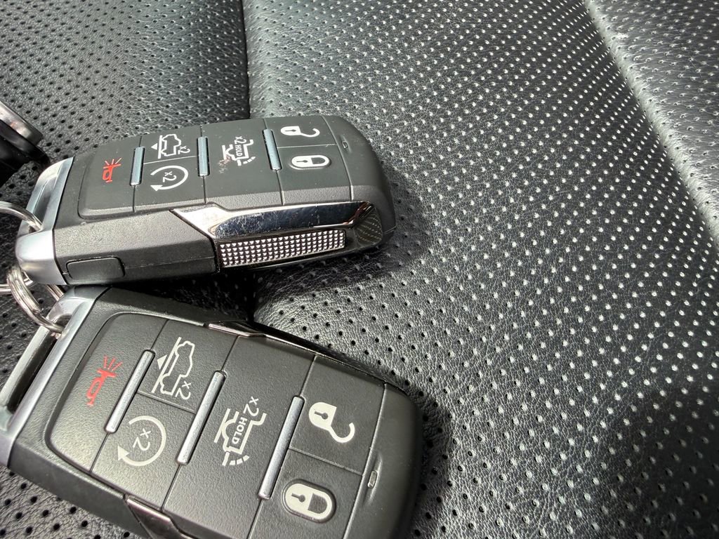 Used 2025 RAM 1500 Limited AWD/4WD image 51