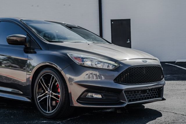 Used 2015 Ford Focus ST image 38