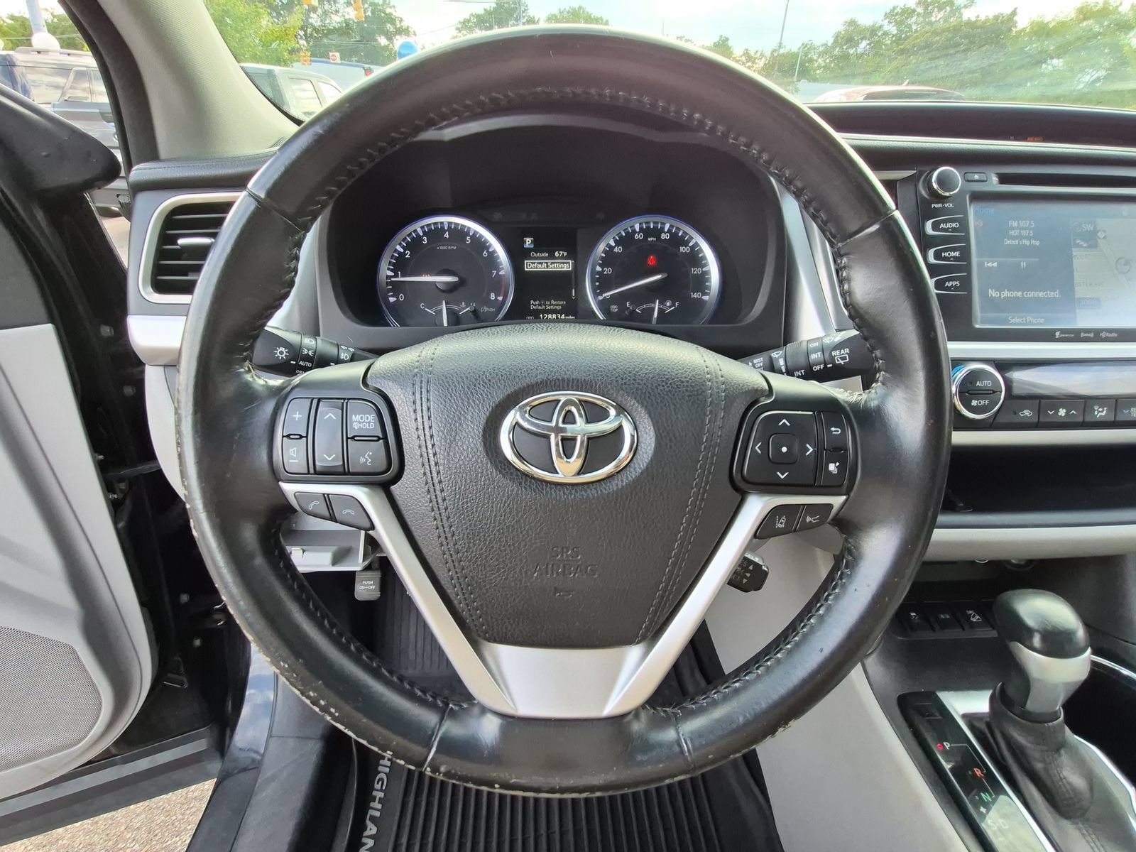 Used 2017 Toyota Highlander XLE AWD/4WD image 20
