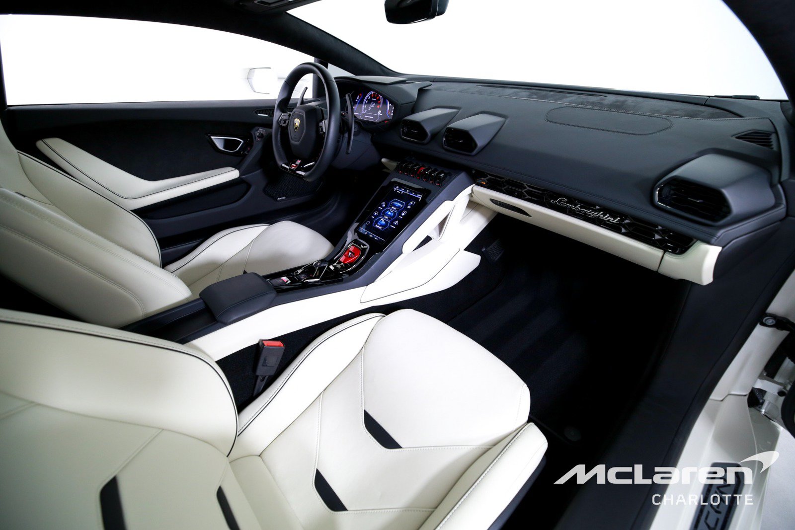 Used 2022 Lamborghini Huracan EVO AWD/4WD image 19