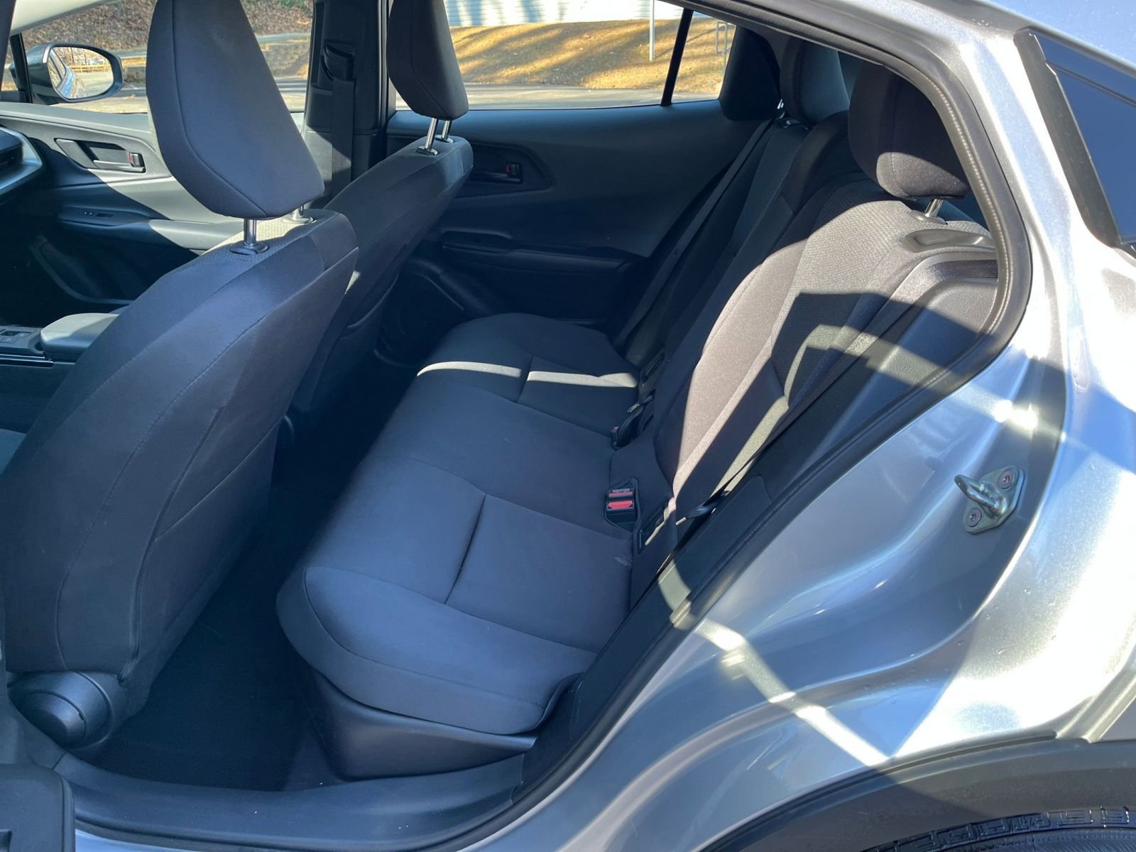 Used 2025 Toyota Prius LE image 20