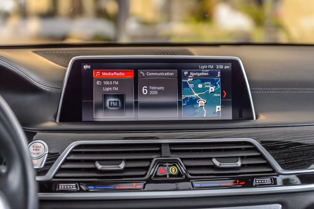 Used 2019 BMW 740i w/ Executive Package image 30