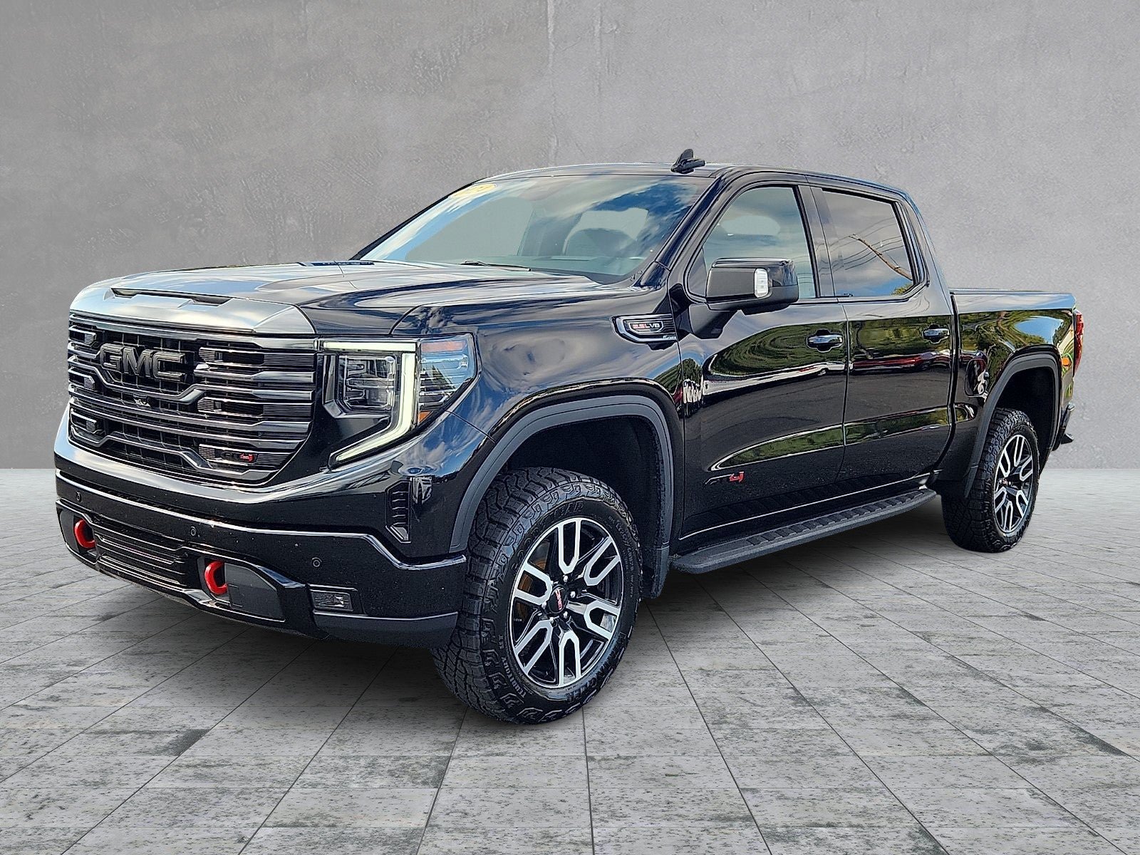 Certified 2024 GMC Sierra 1500 AT4 w/ Technology Package AWD/4WD image 3