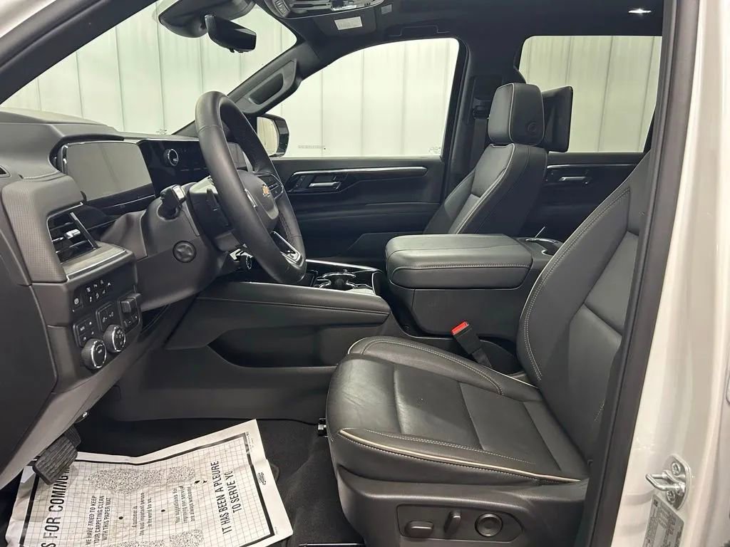 Used 2025 Chevrolet Tahoe Premier image 9