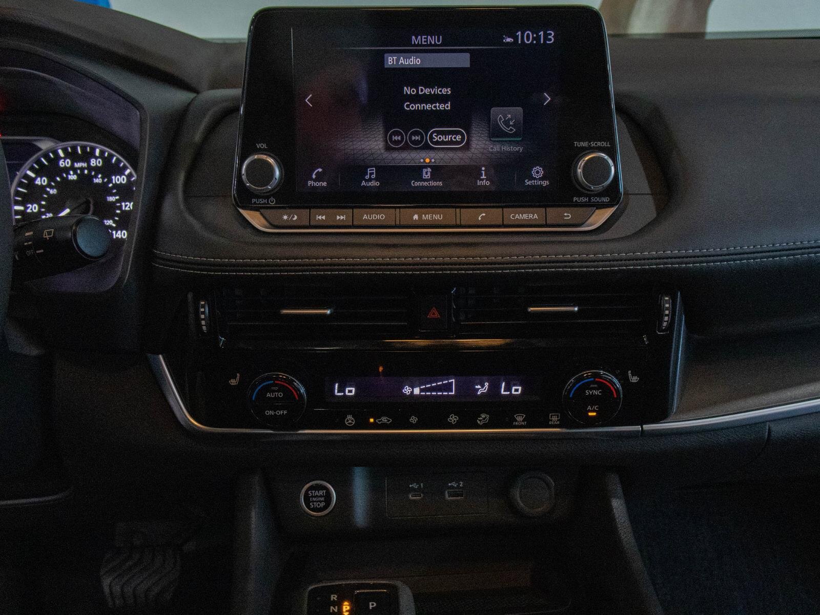 Used 2023 Nissan Rogue SV w/ SV Premium Package image 4