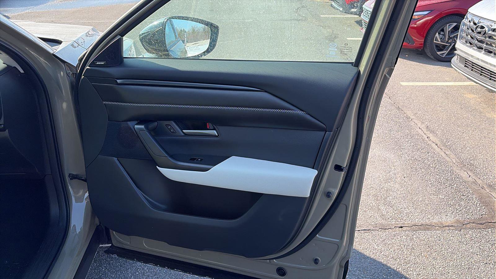 New 2026 MAZDA CX-50 AWD 2.5 S w/ Cargo Package image 9