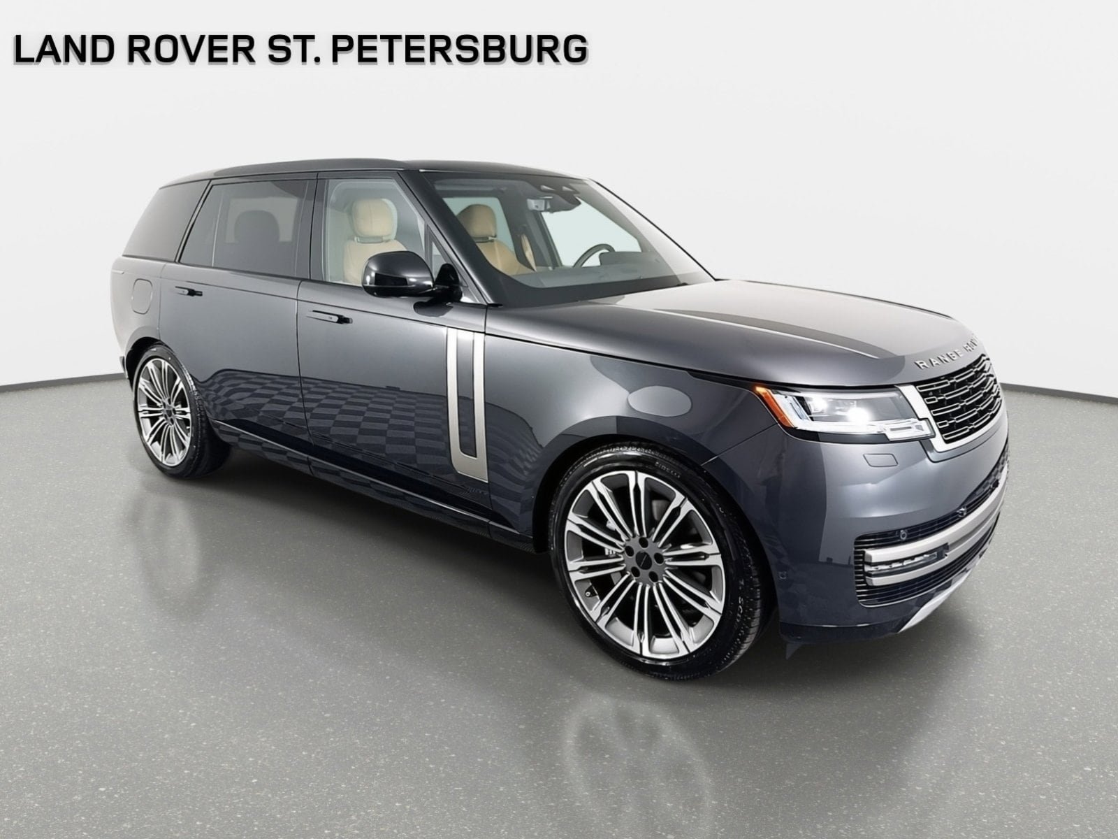 New 2026 Land Rover Range Rover Long Wheelbase SE AWD/4WD image 3