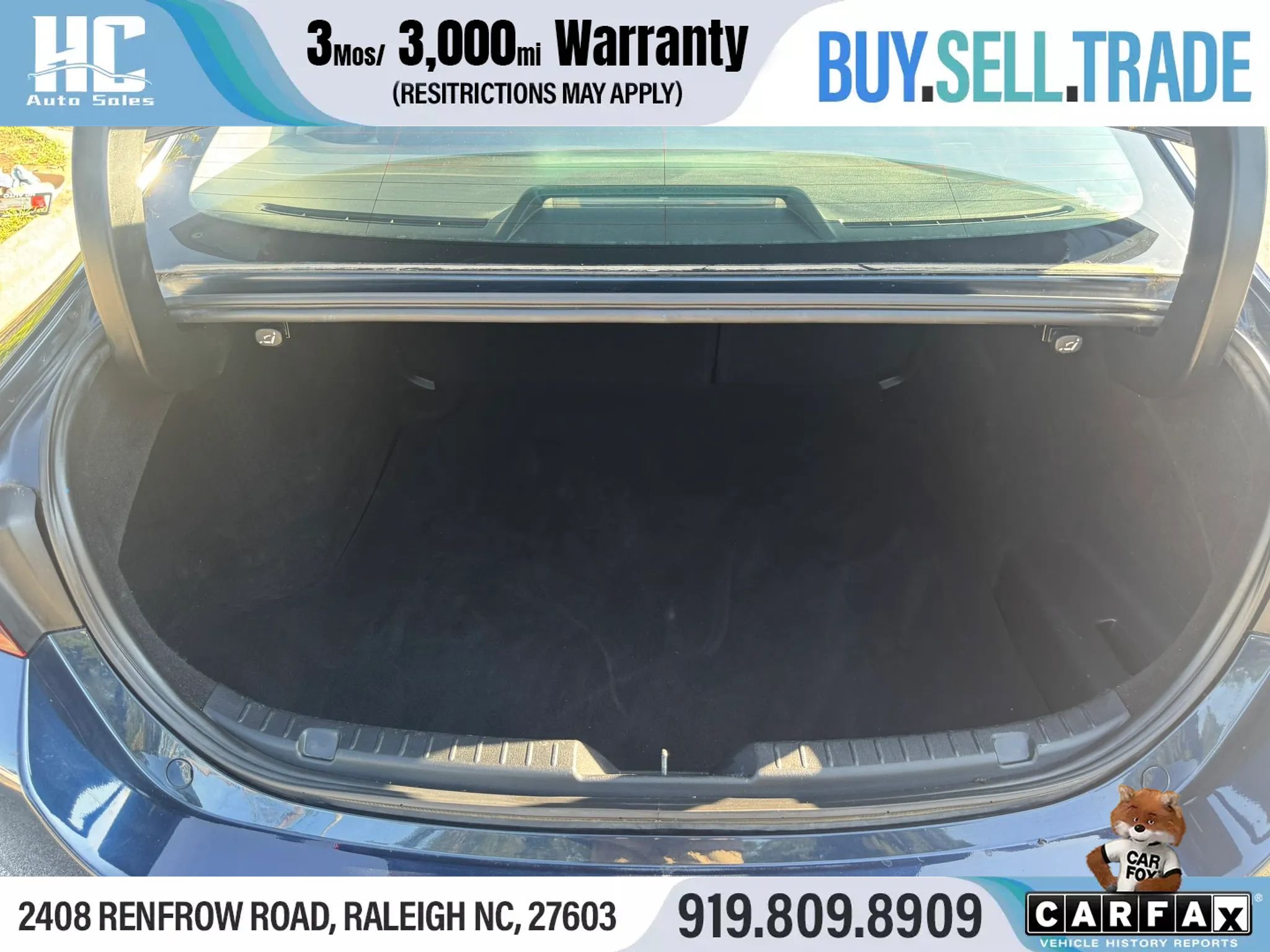 Used 2019 MAZDA MAZDA3 Sedan FWD image 17