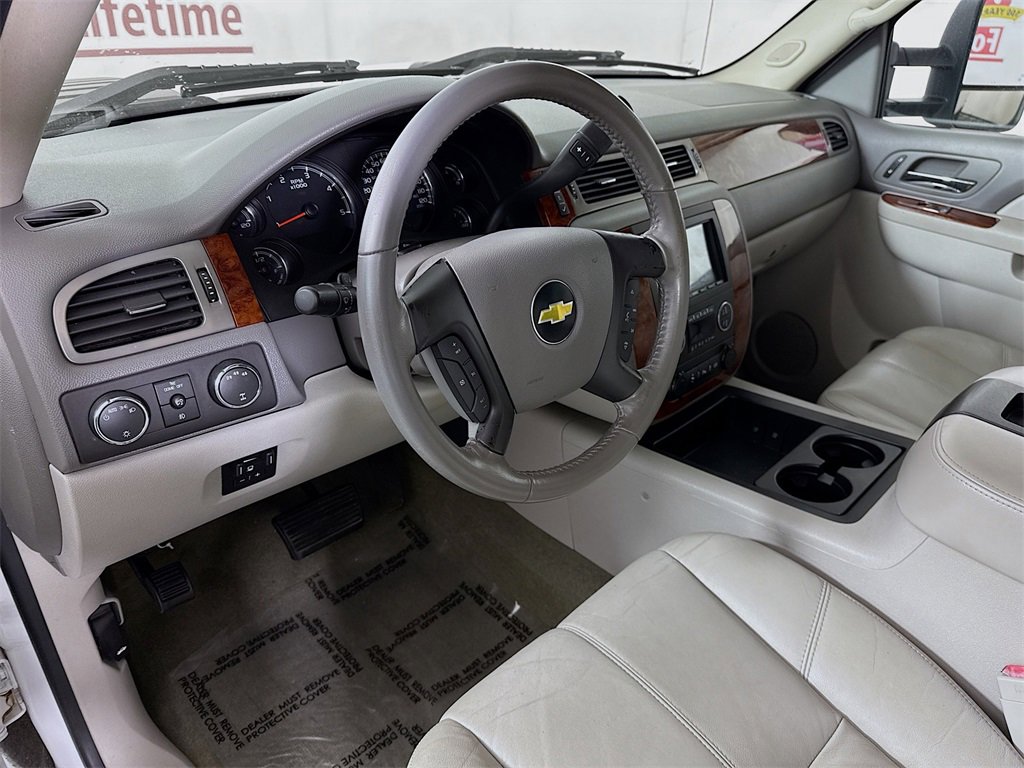 Used 2011 Chevrolet Silverado 3500 LTZ w/ LTZ Plus Package image 17