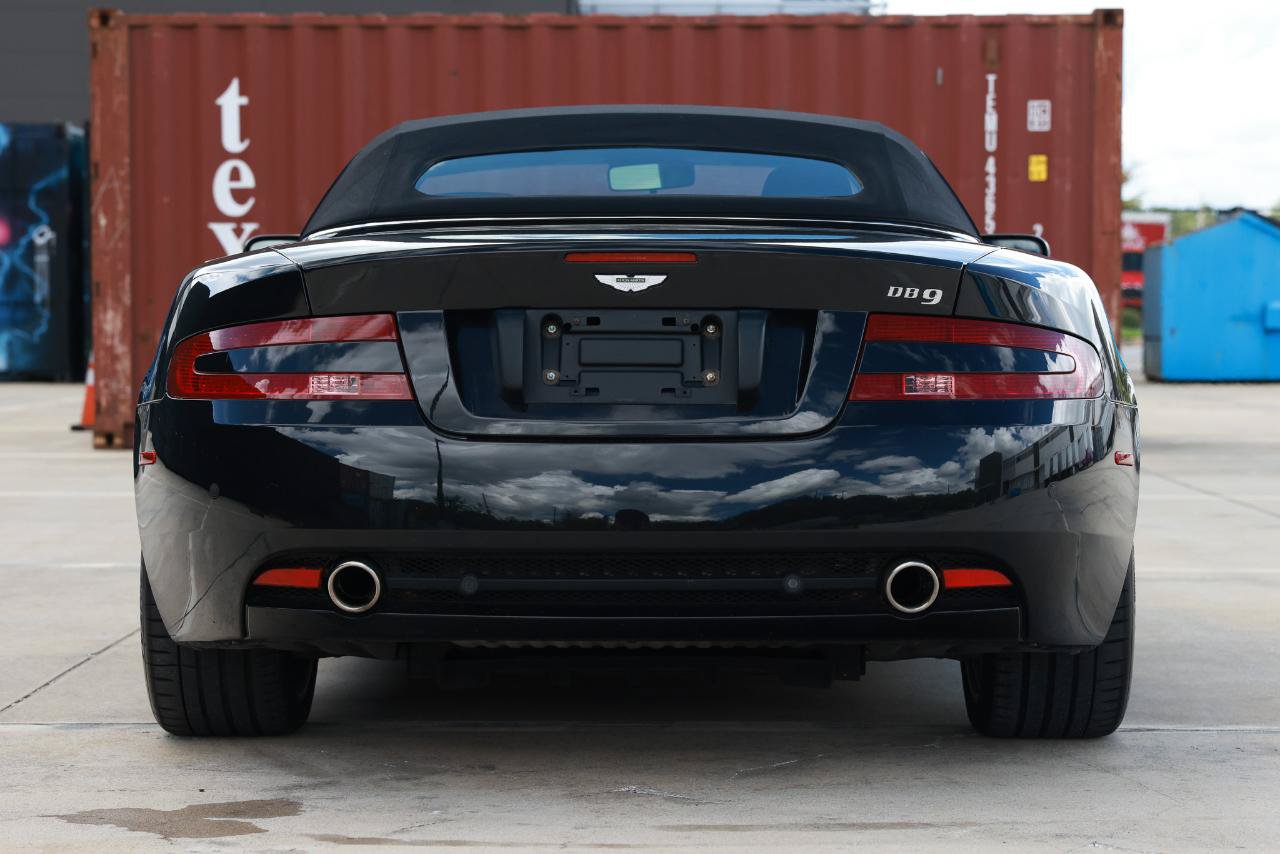 Used 2006 Aston Martin DB9 Volante RWD image 7