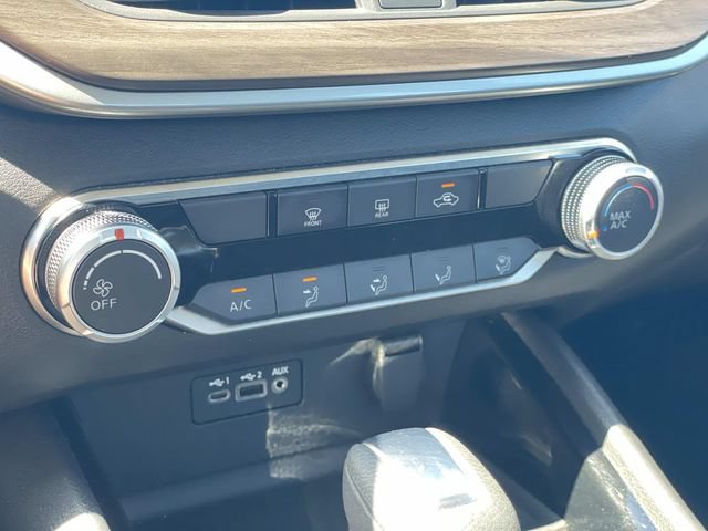 Used 2024 Nissan Altima 2.5 SV FWD image 26