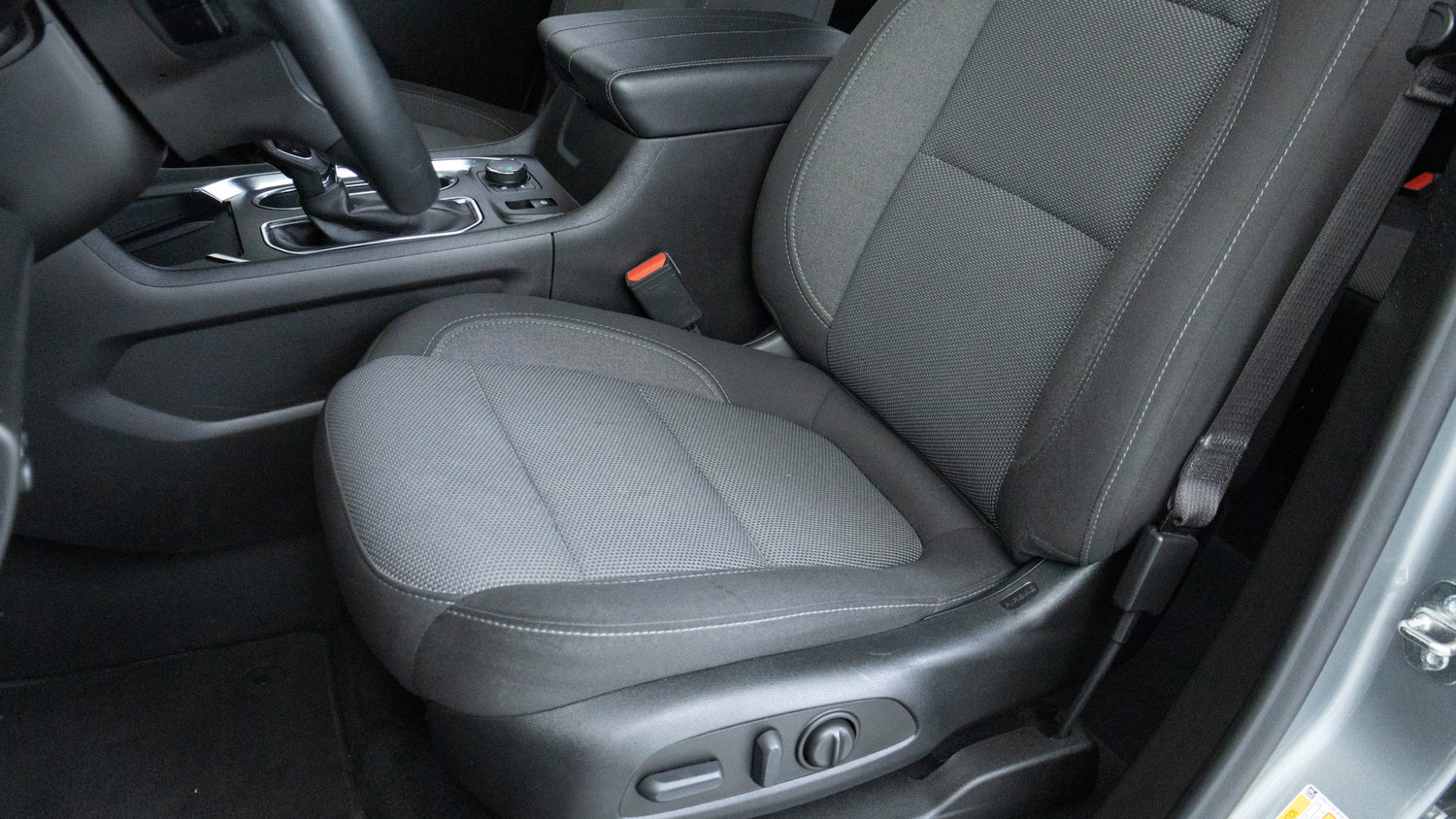 Used 2023 Chevrolet Traverse LT AWD/4WD image 12