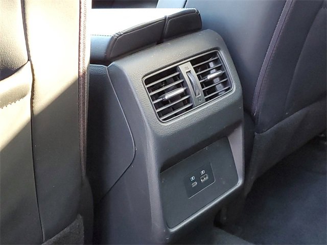 Used 2021 Nissan Rogue SV w/ Premium Package image 28