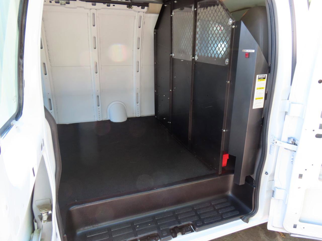 Used 2013 Chevrolet Express 2500 RWD image 13