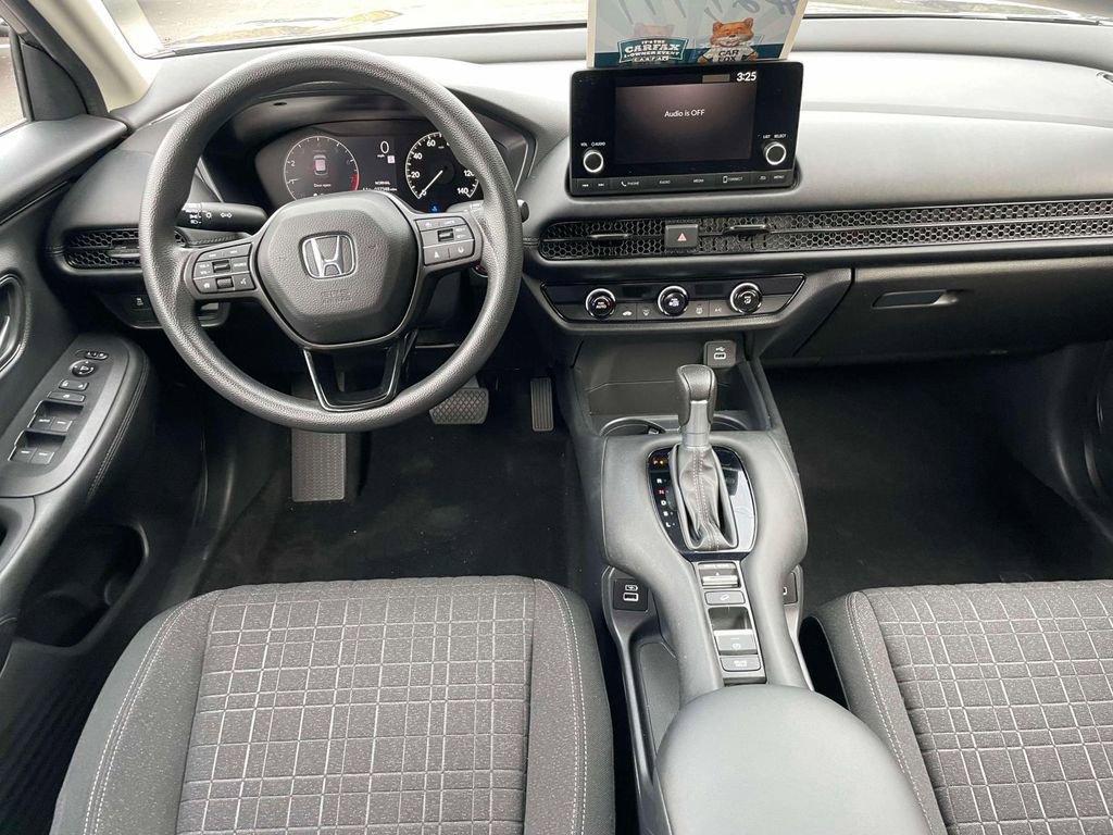 Certified 2023 Honda HR-V LX image 12