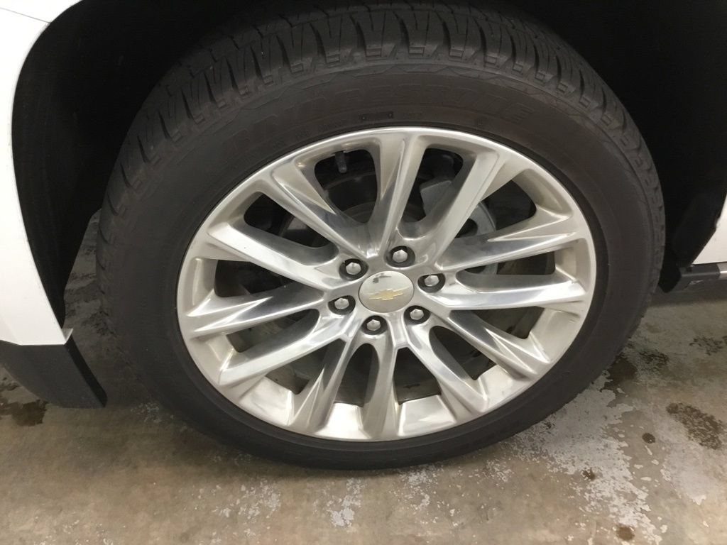Used 2019 Chevrolet Tahoe Premier w/ Premier Plus Edition AWD/4WD image 4