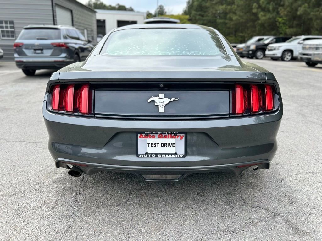 Used 2017 Ford Mustang Coupe image 6