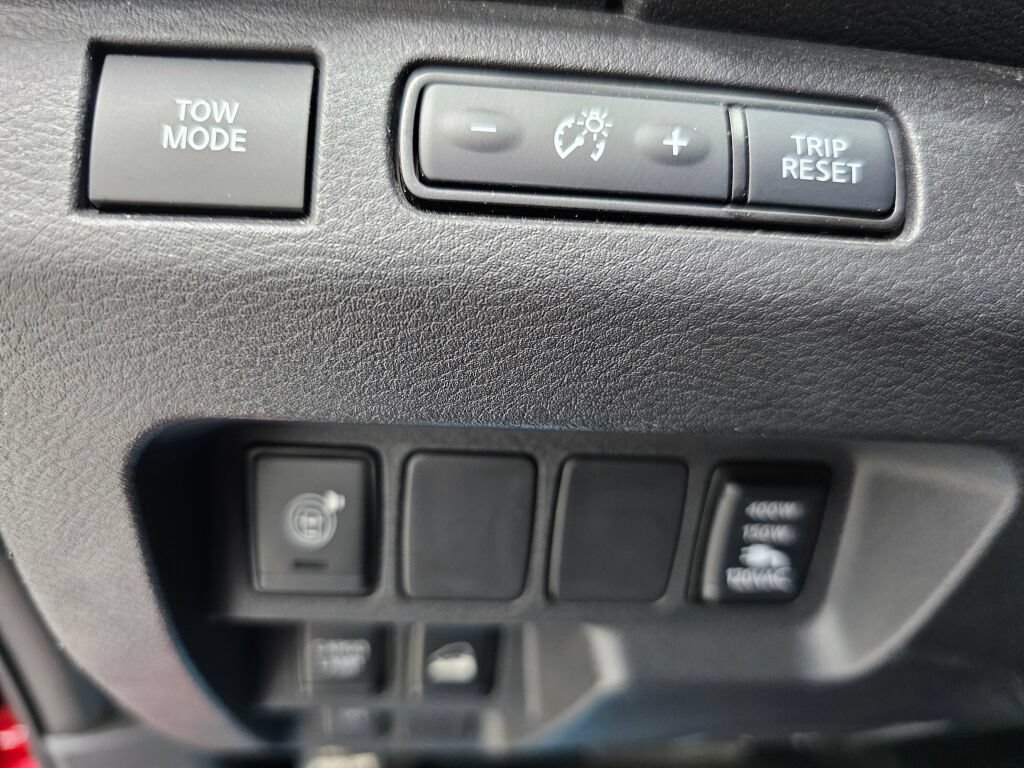 Used 2022 Nissan Frontier SV AWD/4WD image 24