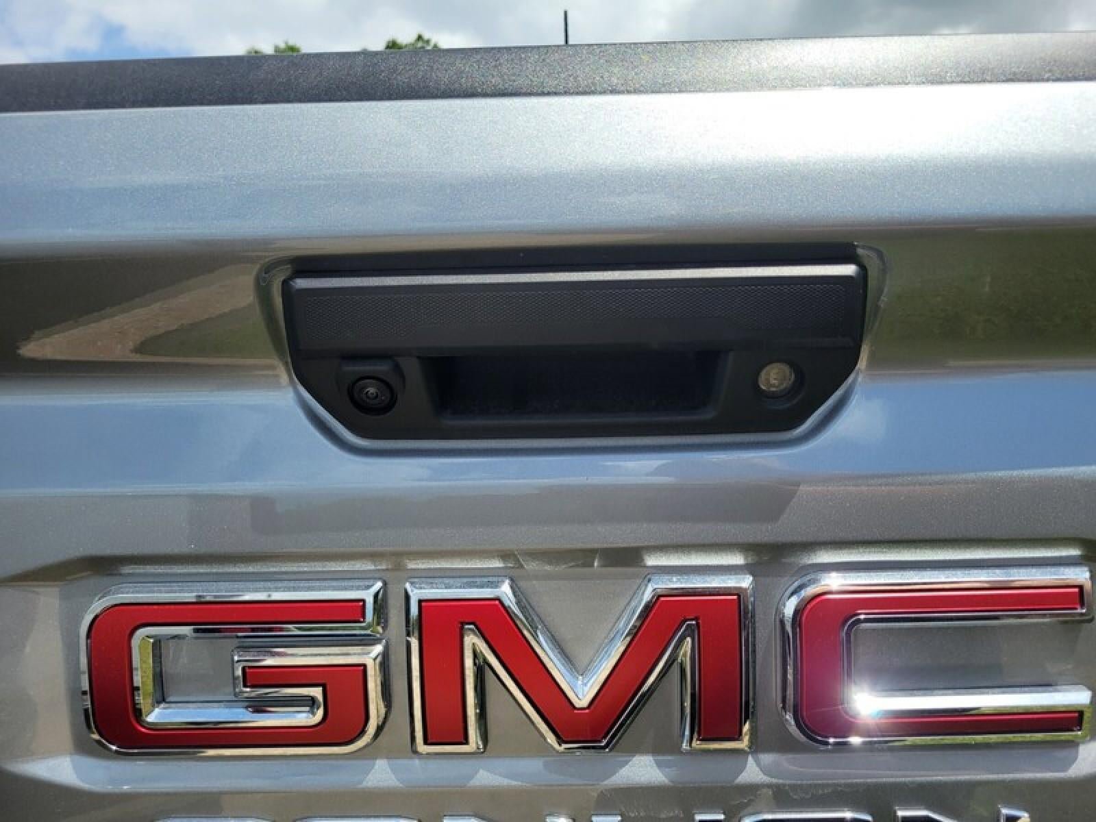 New 2026 GMC Canyon Elevation w/ Convenience Package RWD image 7