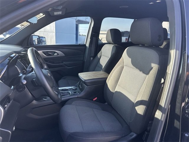 Used 2023 Chevrolet Traverse LT image 16