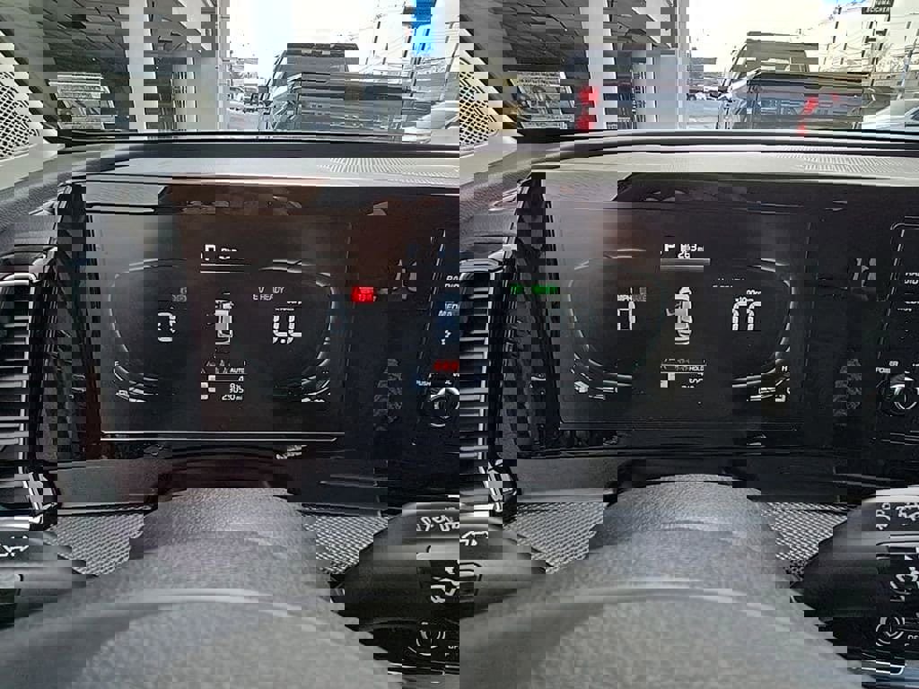 Used 2023 Kia Sportage LX image 15