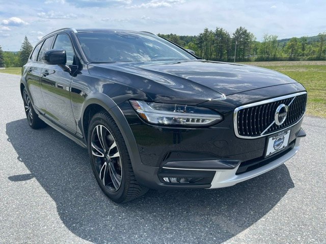 Used 2018 Volvo V90 T5 Cross Country w/ Convenience Package AWD/4WD image 5