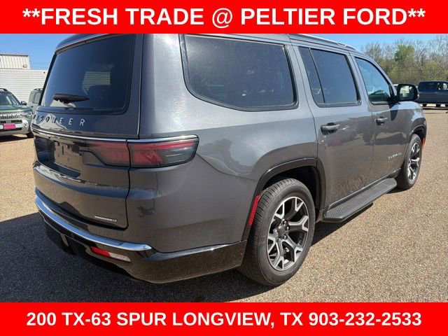 Used 2024 Jeep Wagoneer Series III image 3