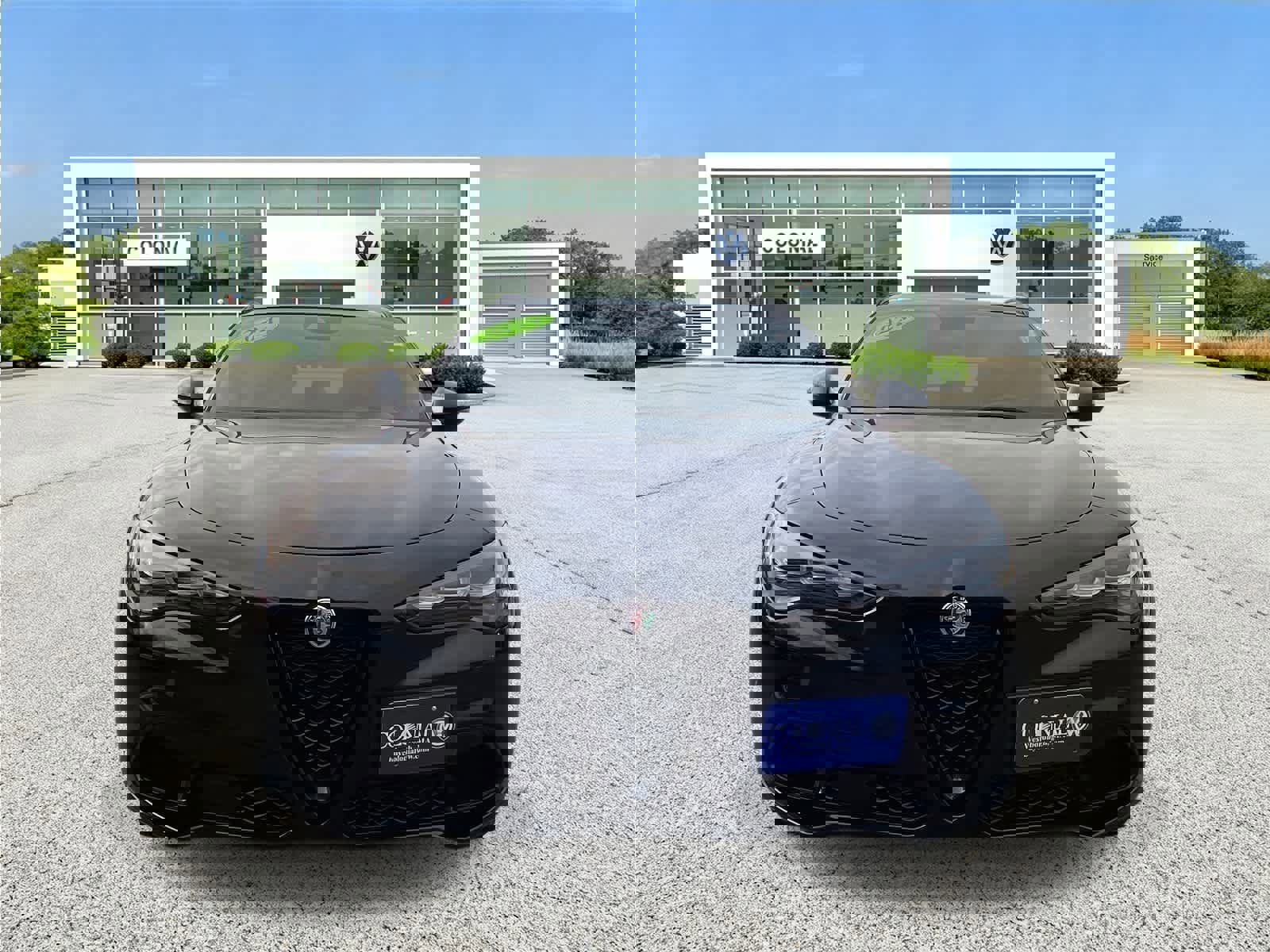 Used 2024 Alfa Romeo Stelvio AWD image 8