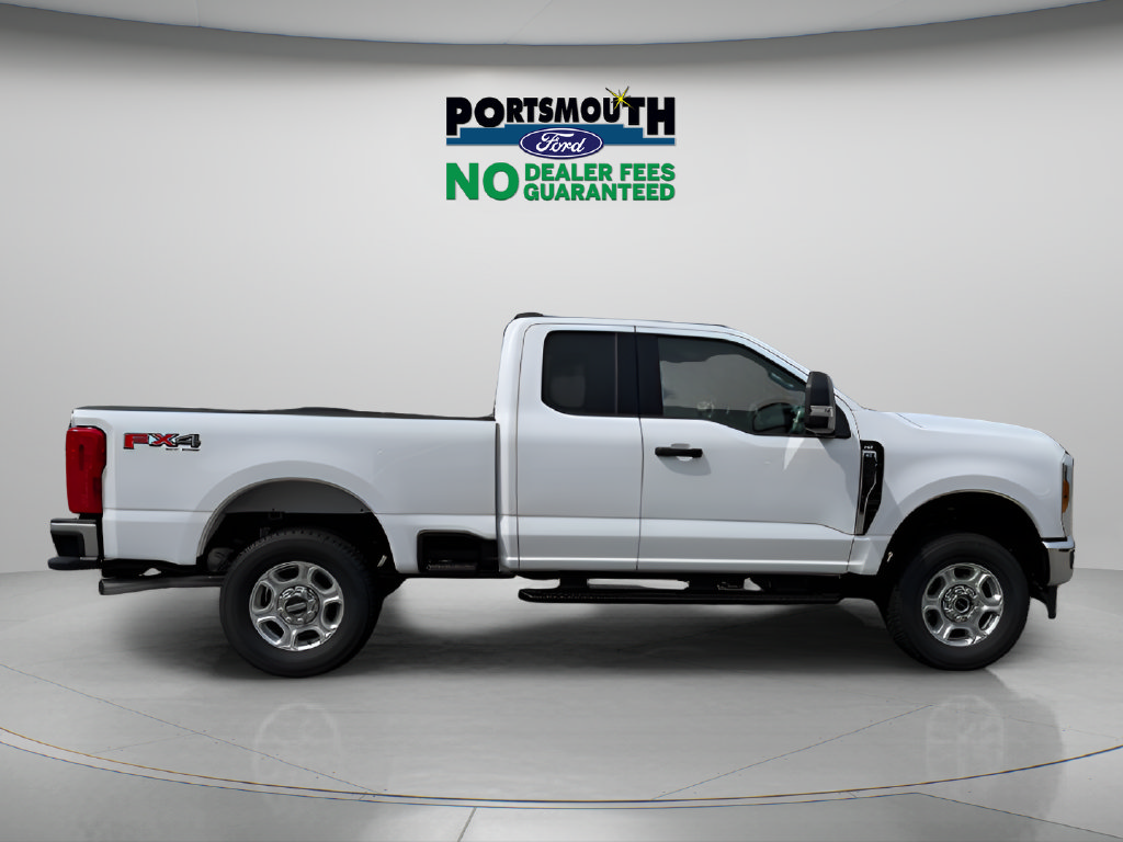 New 2026 Ford F250 XLT w/ FX4 Off-Road Package AWD/4WD image 6