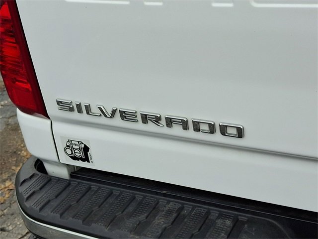 Used 2024 Chevrolet Silverado 2500 LT image 29