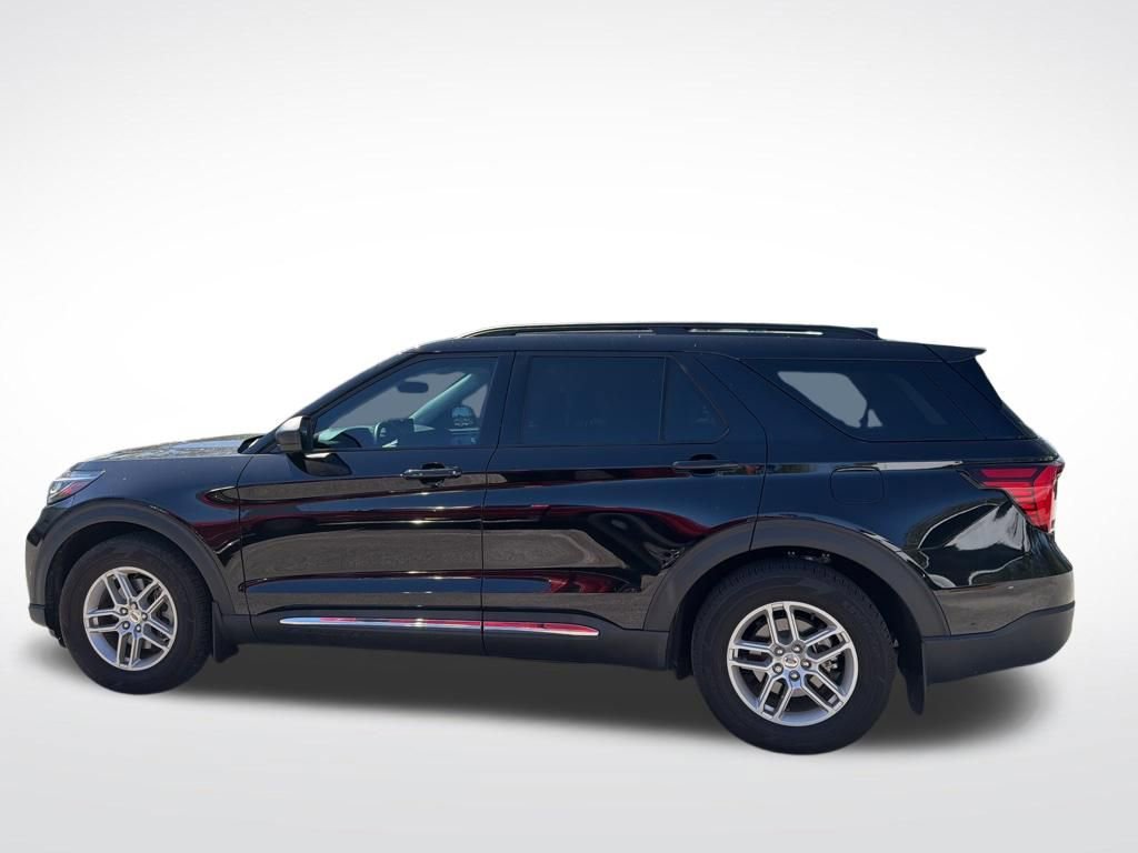 Used 2025 Ford Explorer Active image 8