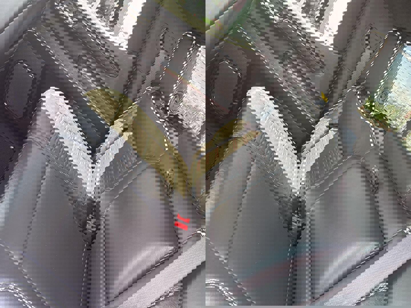 Used 2024 GMC Sierra 1500 AT4X image 15