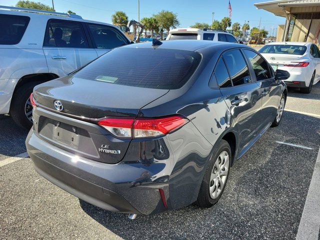 Used 2023 Toyota Corolla LE FWD image 4
