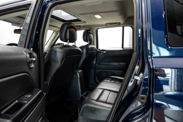 Used 2016 Jeep Patriot High Altitude AWD/4WD image 32