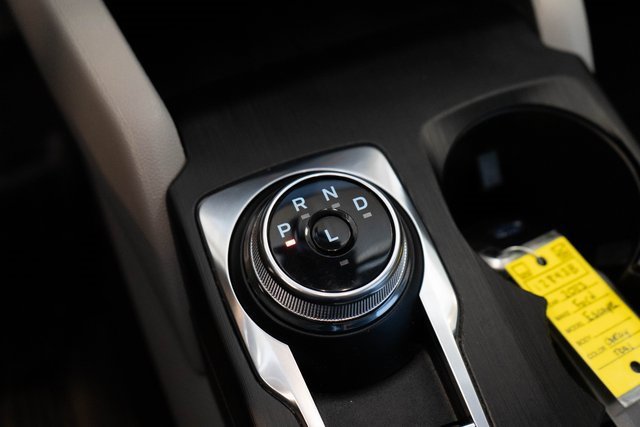 Used 2023 Ford Escape SE image 25