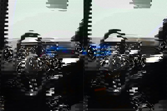 New 2026 Mercedes-Benz GLB 250 4MATIC image 26