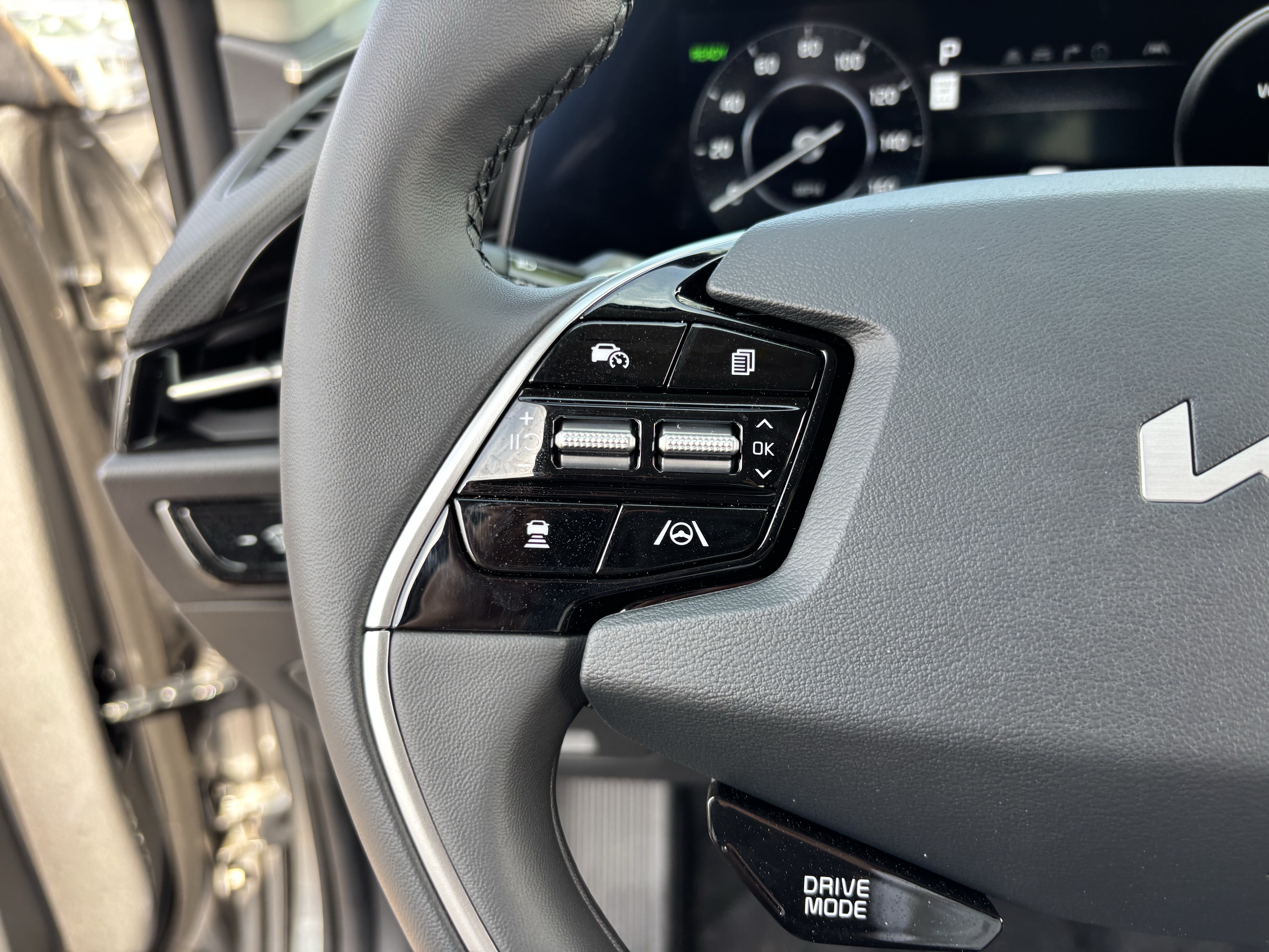 New 2026 Kia Niro Wind FWD image 25