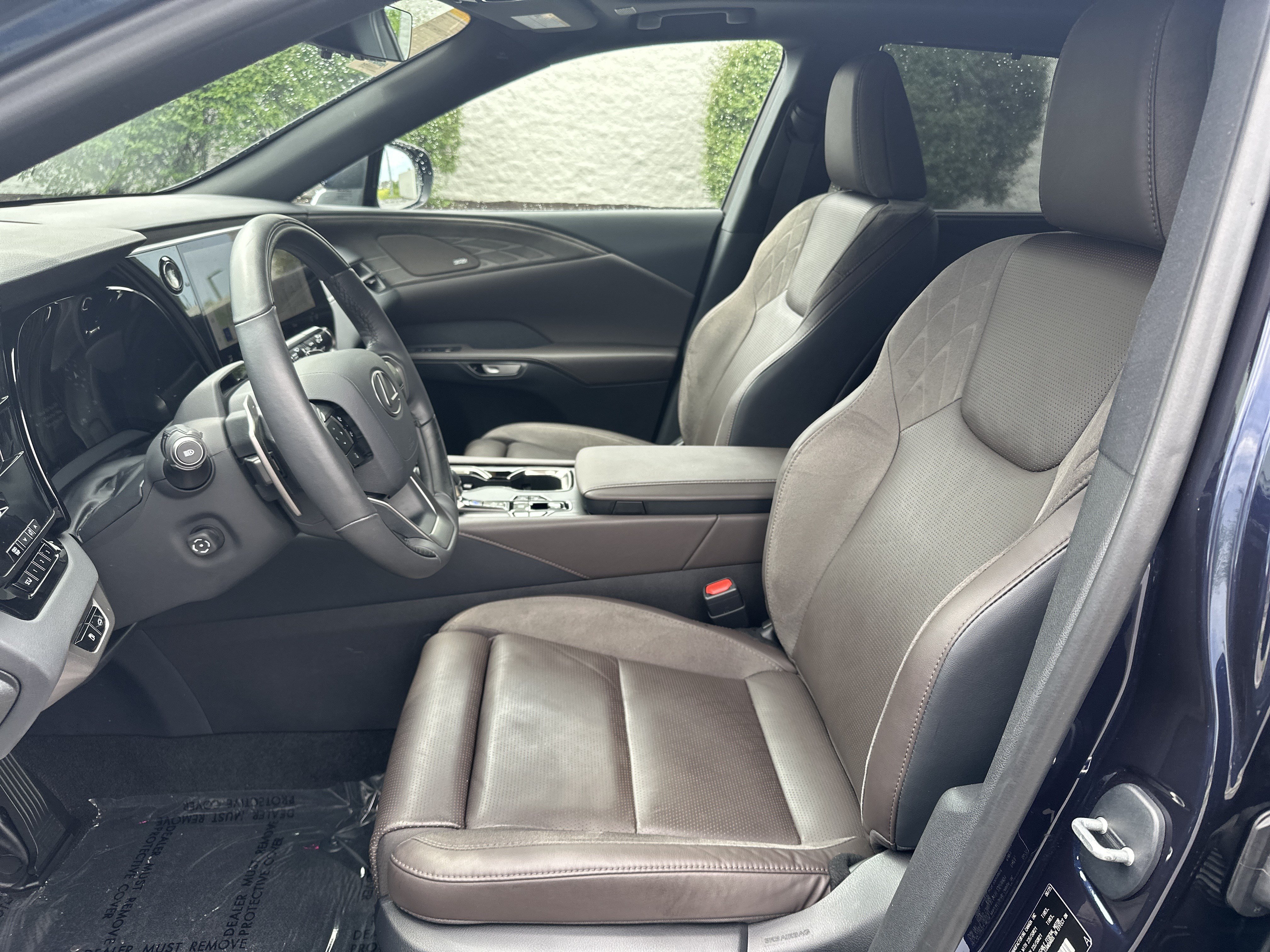 Certified 2025 Lexus RX 350 AWD w/ Convenience Package image 16