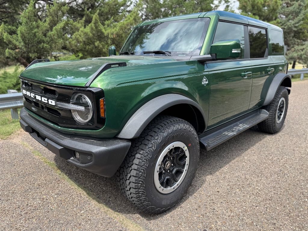 New 2025 Ford Bronco Outer Banks