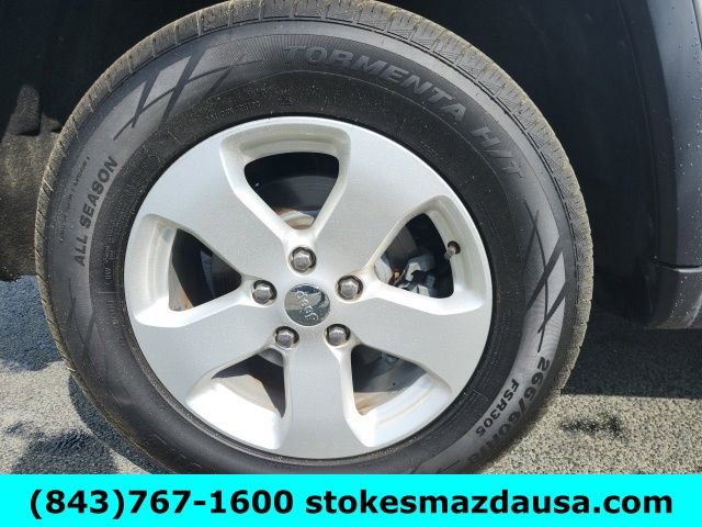 Used 2012 Jeep Grand Cherokee Laredo image 26