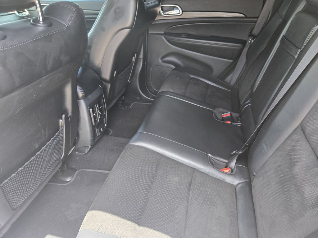 Used 2019 Jeep Grand Cherokee Altitude AWD/4WD image 29