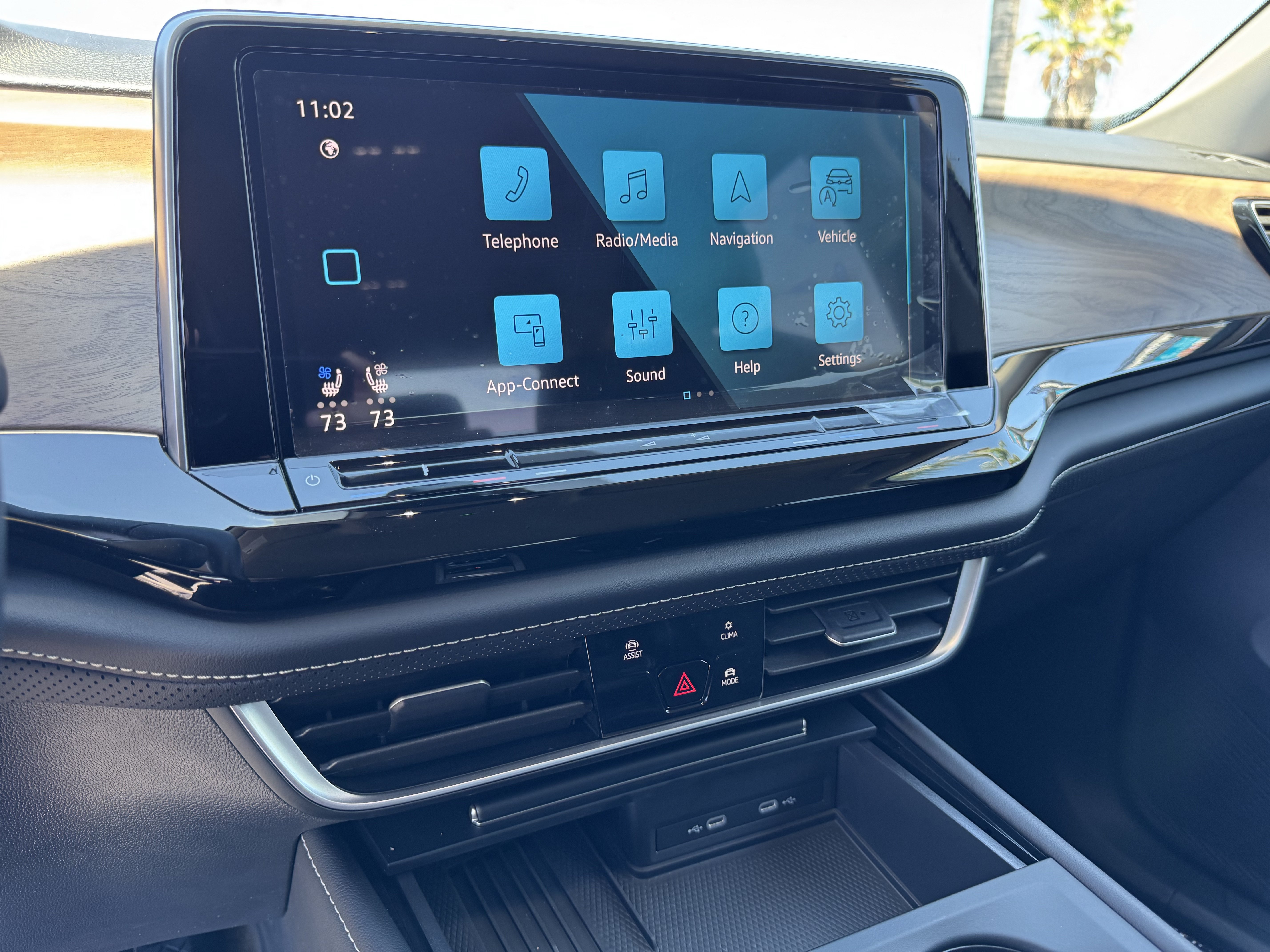 Used 2026 Volkswagen Atlas SE FWD image 24