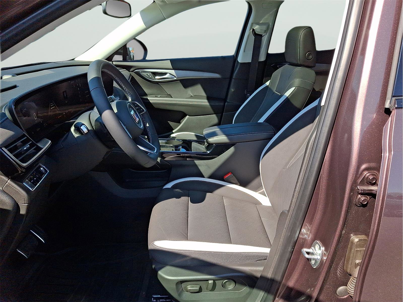 Used 2024 Buick Envision Sport Touring image 13