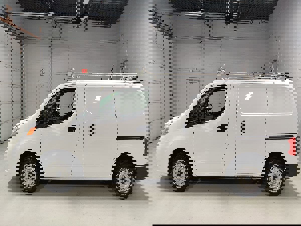 Used 2021 Nissan NV200 S image 17